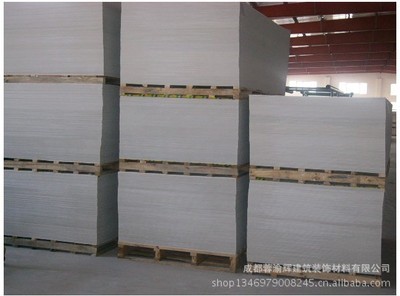 從特價(jià)美巖板看建筑裝飾材料的差異化競爭——以成都蓉渝輝為例